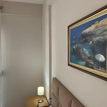 Studio In Vlore Near Plazhi Vjeter Beach דירה