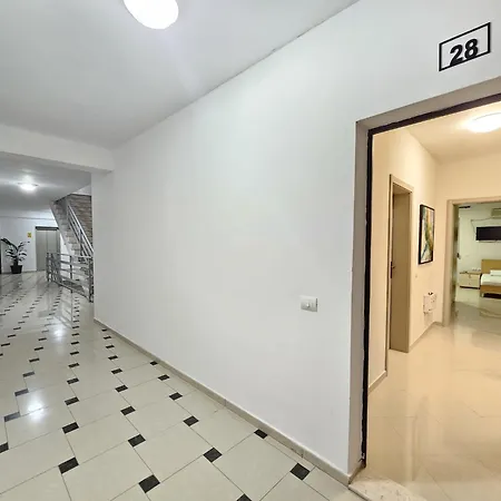 Studio In Vlore Near Plazhi Vjeter Beach *